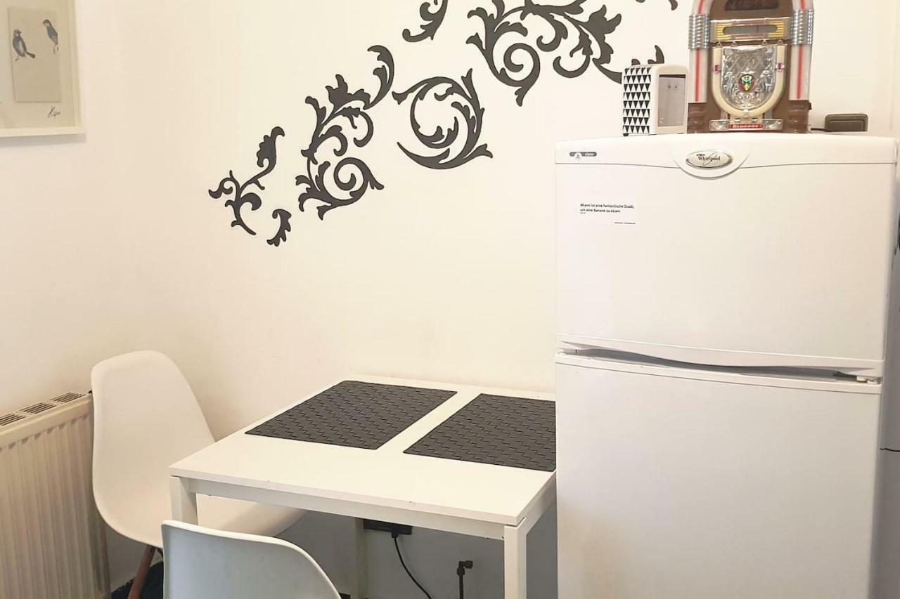 The Kolin Grand Downtown Apartment
